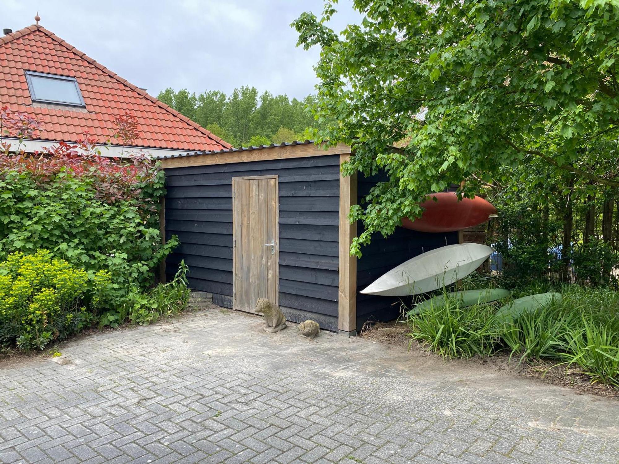 Villa Riverside Met Hottub, Eigen Aanlegsteiger, Zwemtrap, Trampoline En Kano'S Zeewolde Kültér fotó