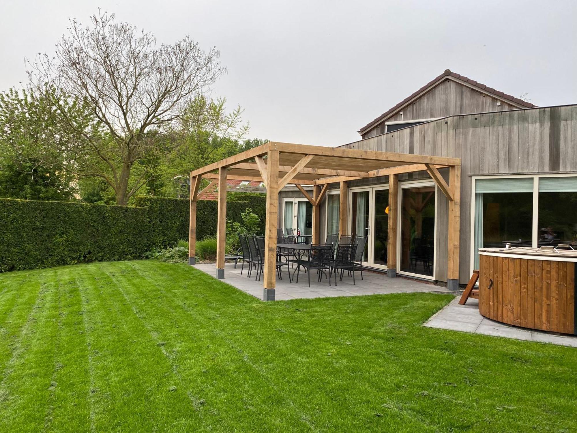 Villa Riverside Met Hottub, Eigen Aanlegsteiger, Zwemtrap, Trampoline En Kano'S Zeewolde Kültér fotó