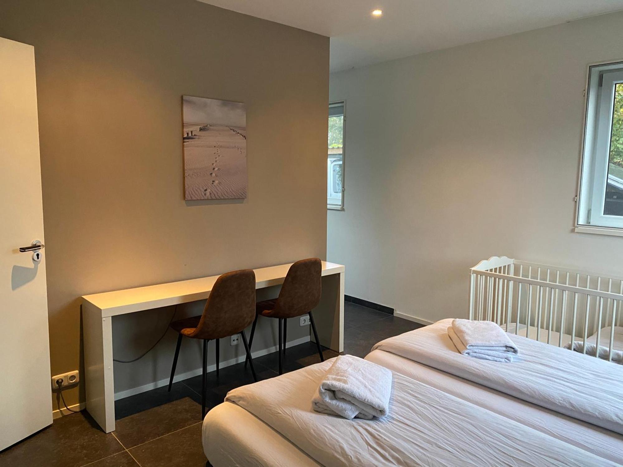 Villa Riverside Met Hottub, Eigen Aanlegsteiger, Zwemtrap, Trampoline En Kano'S Zeewolde Kültér fotó
